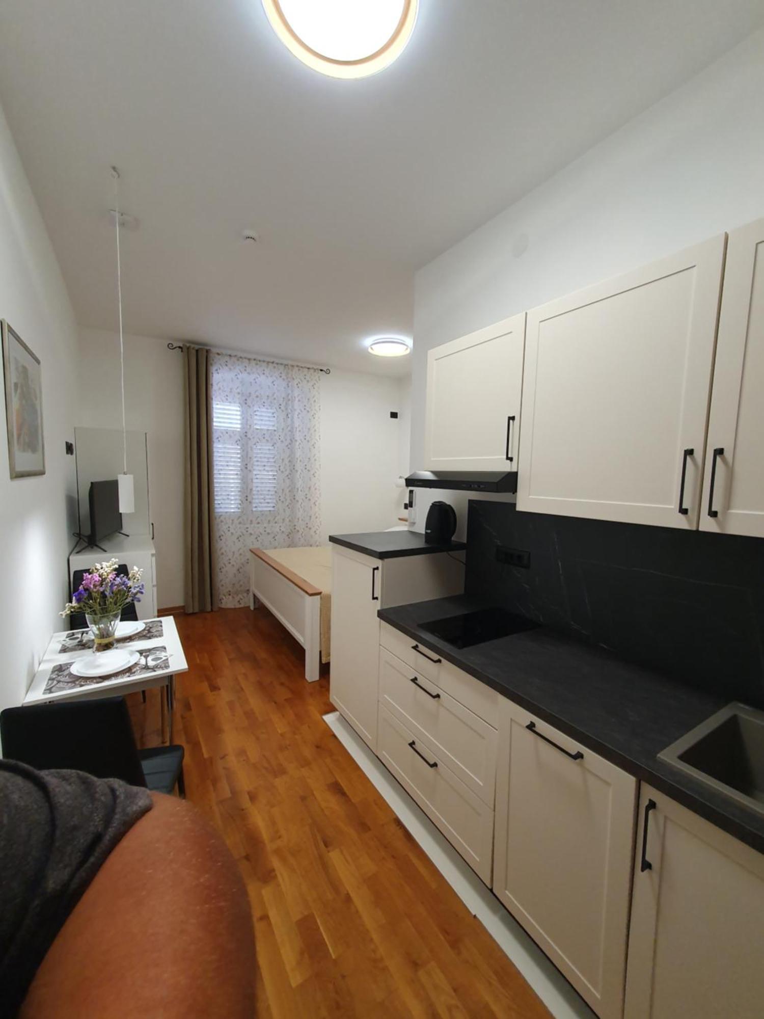 Pleasant Apartament *